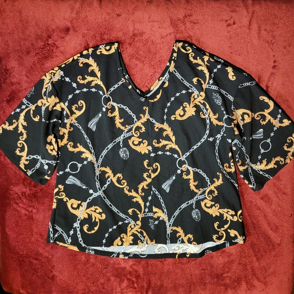 NWOT WOMENS GODDESS TOP BLACK AND GOLD PRINT PLUS SIZE 1X - Picture 3 of 5